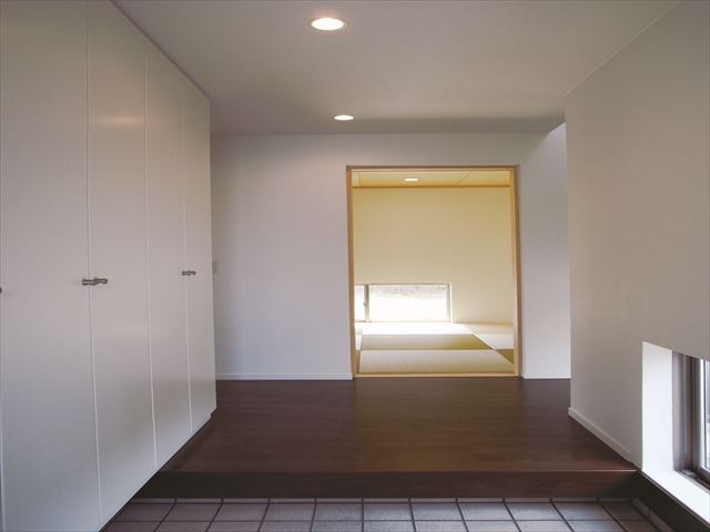モダニズム建築「ジュピターキューブ」
